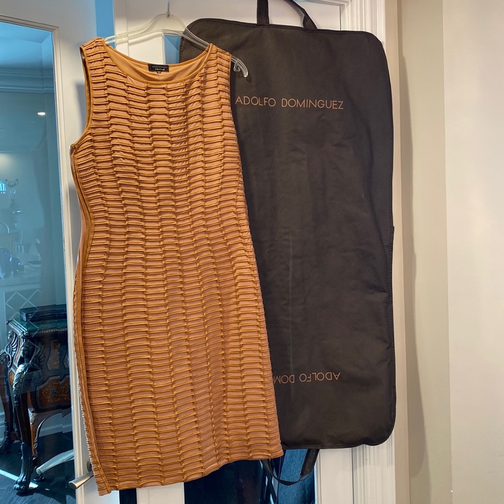 Adolfo Dominguez classic style sleeveless dress